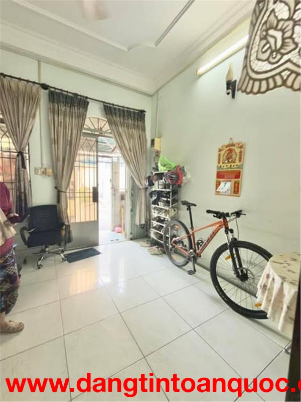 Nhà HXH Đường Trần Bình Trọng Phường 5 Cũ Quận Bình Thạnh