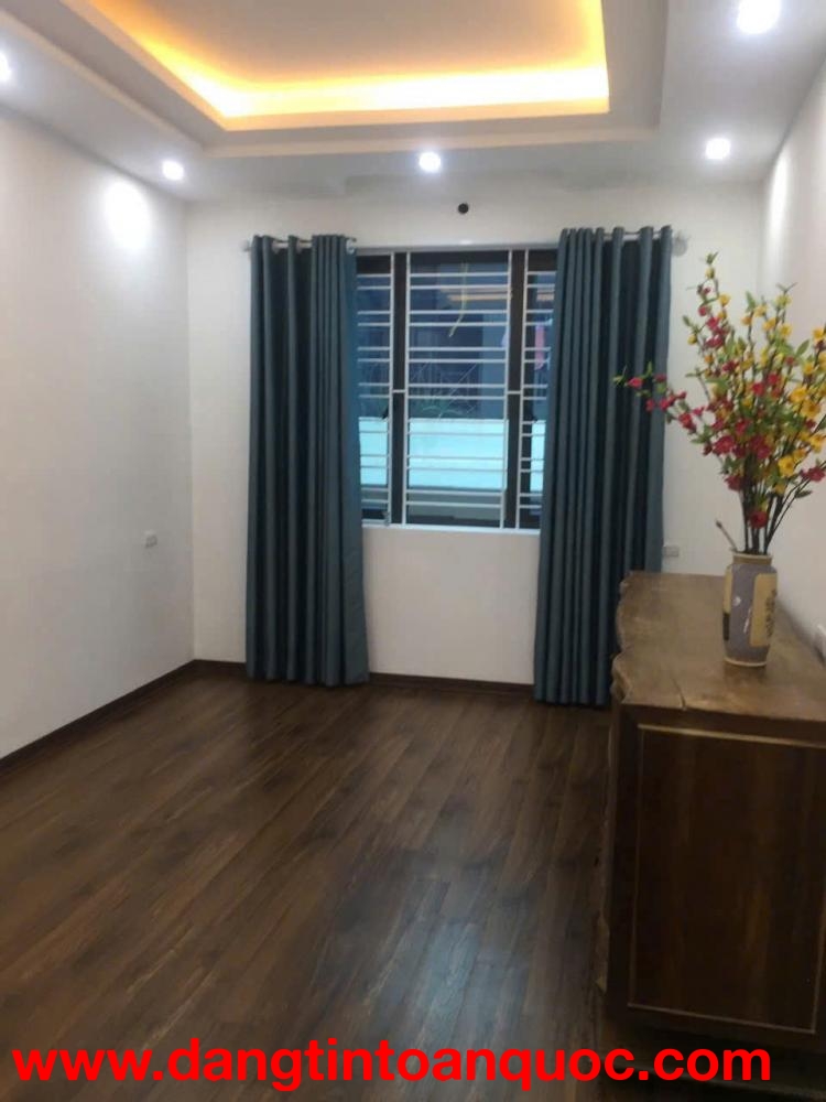 CHO THUÊ NGUYÊN CĂN THÁI HÀ, Ô TÔ VÀO NHÀ, 48M 5T 23TR 0903258273