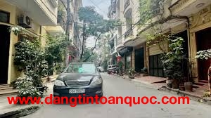 Bán nhà phân lô mặt ngõ Hoàng Ngân  90m2 x 6 tầng căn góc. Giá 27,6 tỷ LH 0935628686