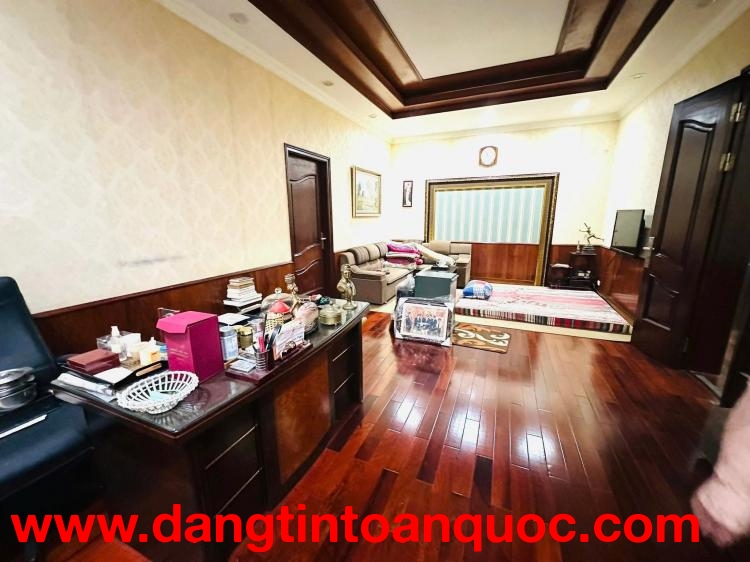 Giảm chào 200tr! Bán nhà Nguyên Hồng, 80m2, 7 tầng thang máy, mặt tiền 7.1m, 59.8 tỷ, KD đỉnh