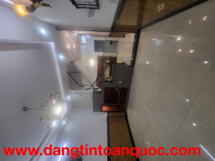 SIÊU PHẨM NHÀ PHỐ, NHÀ MẶT TIỀN KINH DOANH, Ô TÔ NGỦ TRONG NHÀ, NGUYỄN THỊ NHUẦN, NGUYỄN OANH, GIÁP 