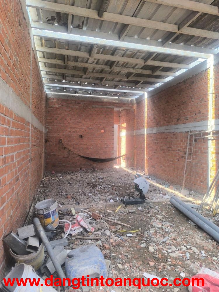 L2174 ⭐️ 2 nhà Thạnh Lộc 54 P.An Phú Đông, SHR, Vuông, 2 tầng, 4.1x13m, 3.x tỷ x nhỏ