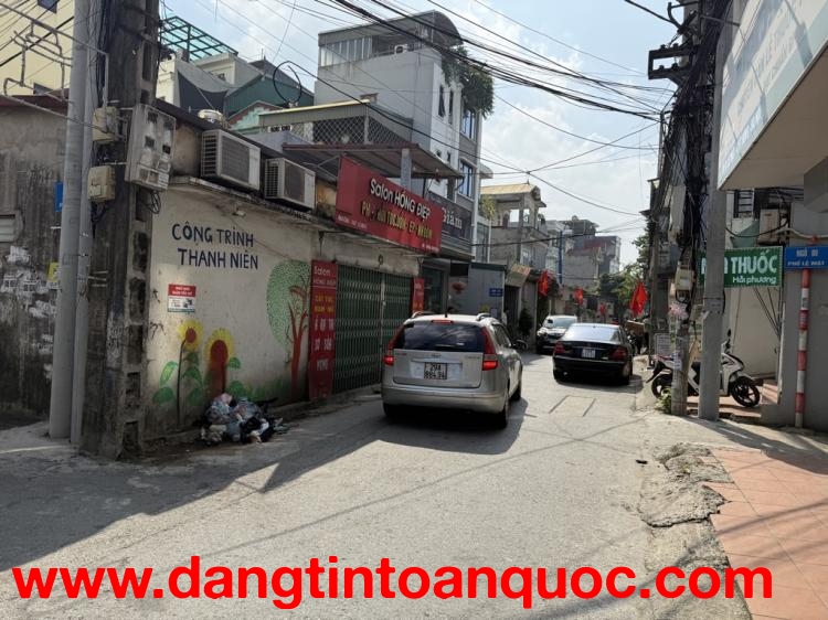 bán nhà lệ mật 70m x 4T ngõ thông, sân vườn, nhà mới nhỉnh 12t còn tl