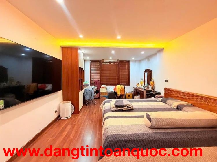 LẠC LONG QUÂN/ TÂY HỒ - PHONG THUỶ ĐẸP - VƯỢNG KHÍ - Ở LÀ PHÁT- NGÕ YÊN TĨNH - GIÁ: 13.9 TỶ