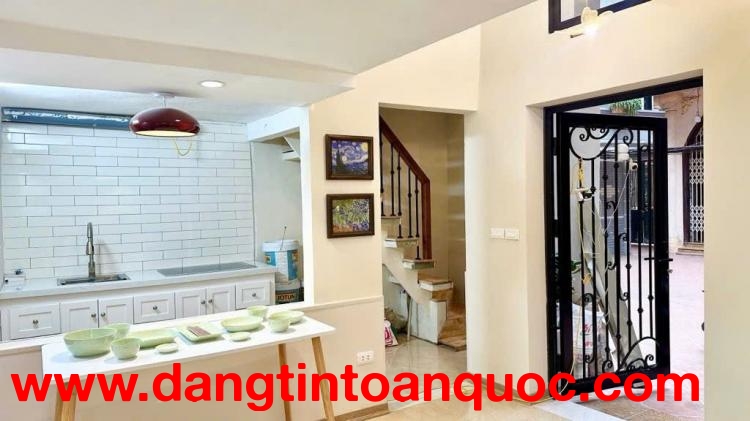 HIẾM! NHÀ ĐẸP LÒ ĐÚC - Trung tâm Hai Bà Trưng -  Sát phố - Ngay lõi Thủ đô - Ô tô tận nơi