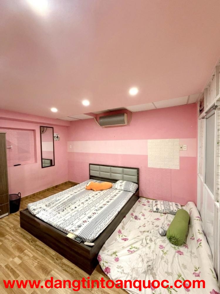 BÁN NHÀ PHÚ NHUẬN HXH 75M2 3 TẦNG NGANG 4.5M 5 PN KD ĐỈNH  TRƯỜNG SA  9.2 TỶ.