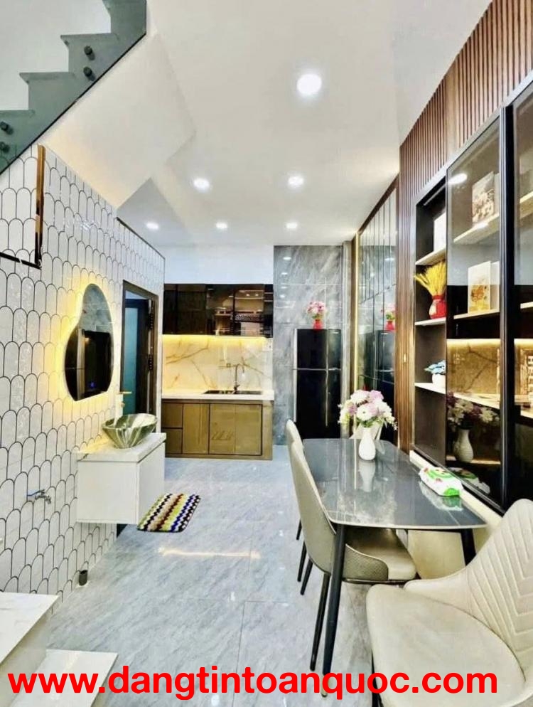 NHÀ ĐẸP GÒ VẤP Ở NGAY – DT 46m2 – 2 TẦNG – CHỈ 4TỶ NHỈNH