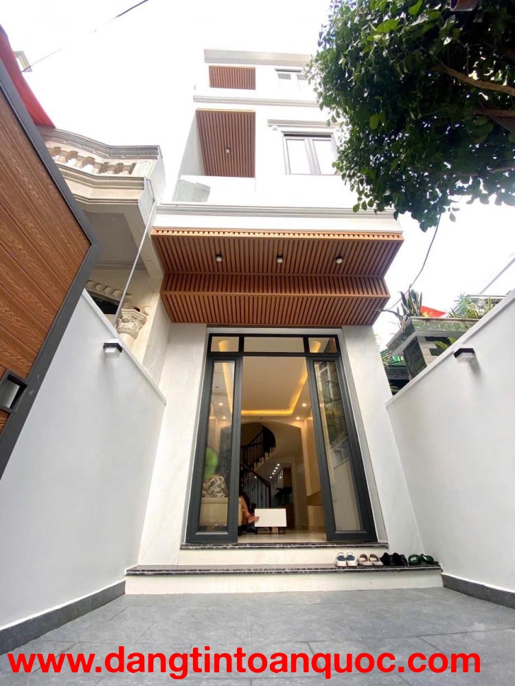 Bán căn homestay xây độc lập60m x 4 tầng , sân cổng riêng ngõ nông thẳng tắp ngay phố An Đà - Lê Hồn