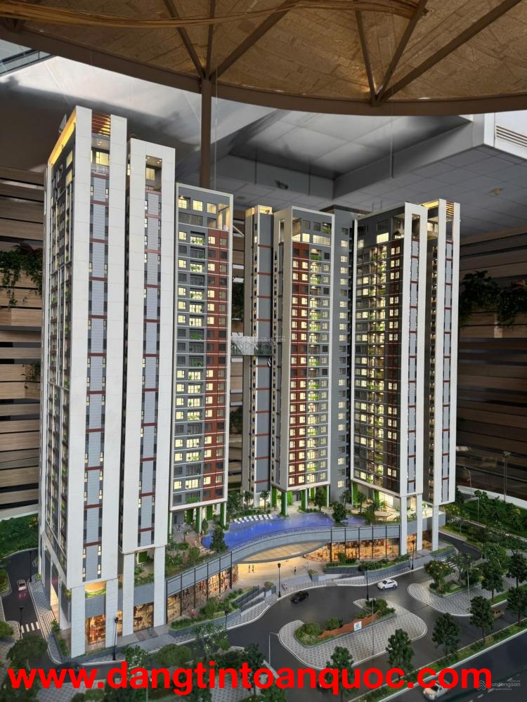 Căn 2PN giá tốt tại Essensia Sky, view hồ bơi giá chỉ 5 ty 6