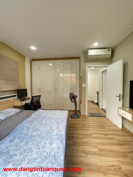 ????NHÀ ĐẸP FULL NỘI THẤT Ở TRUNG TÂM QUẬN 7????