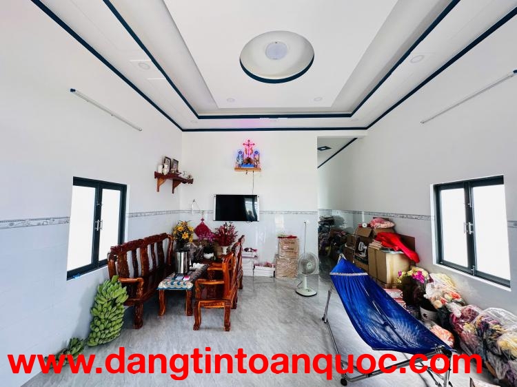 Bán nhà mới xây 2 mặt tiền Lý Thái Tổ, Tân Tiến, LaGi giá đầu tư chính chủ