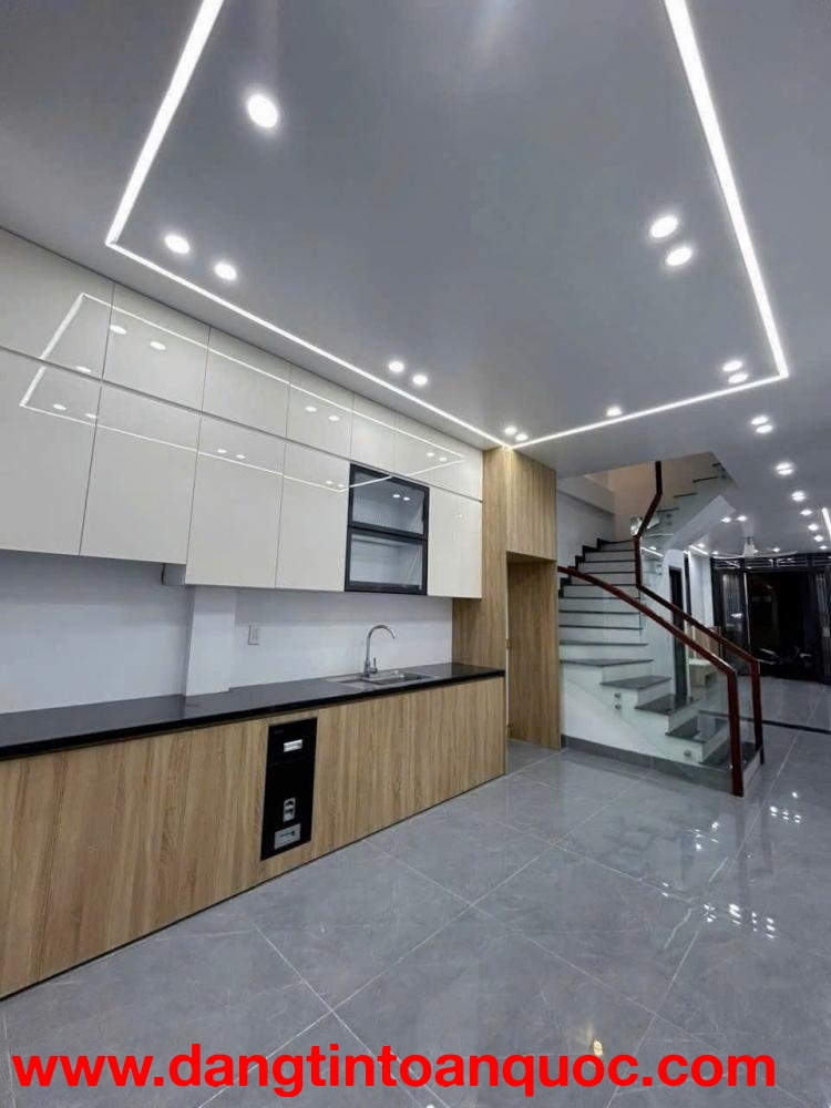 chính chủ bán nhà dân xây 4 tầng gần tdc kì bá và trần lãm, giá 4,x tỷ