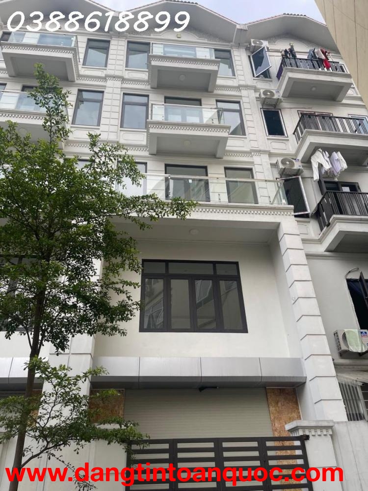 ???? SIÊU PHẨM PHÂN LÔ NGỌC KHÁNH 85M2 - 5 TẦNG THANG MÁY - VỈA HÈ KINH DOANH - GIÁ 26 TỶ ????VỊ TRÍ