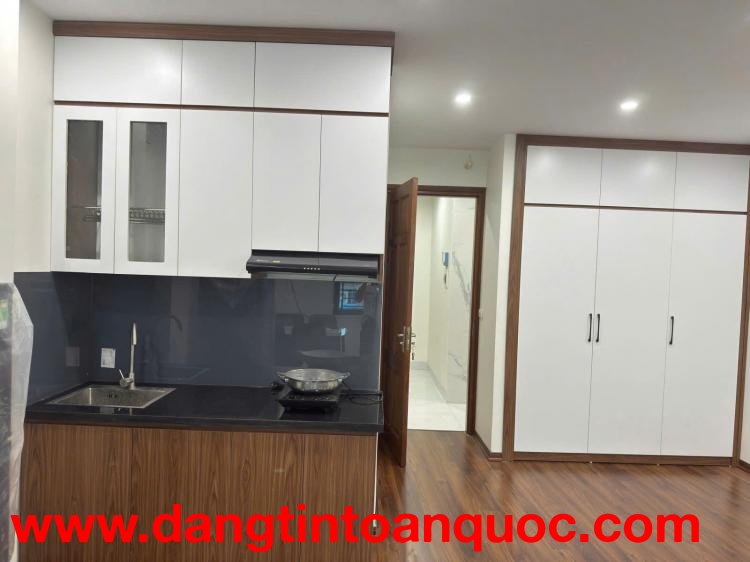 BÁN NHÀ CẦU GIẤY, 63M, 8 TẦNG, GIÁ 12,8 TỶ, DÒNG TIỀN 40TR/TH, KHU VỰC KD SẦM UẤT