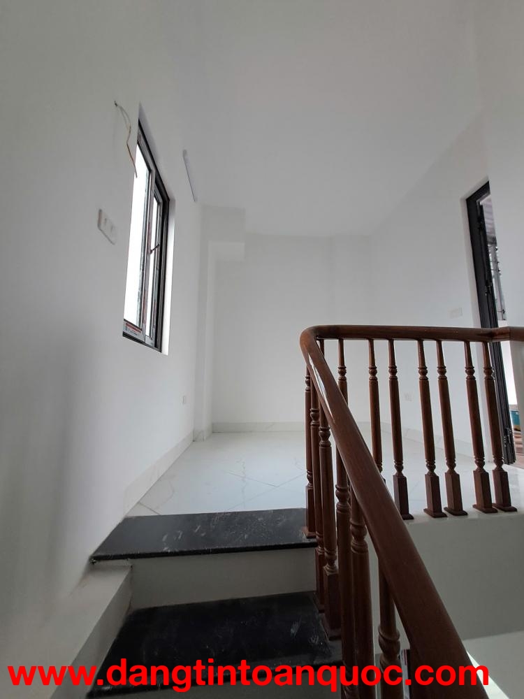 ???? SIÊU PHẨM MẬU LƯƠNG – 2 THOÁNG – NHÀ MỚI Ở NGAY

???? Địa chỉ: Tổ 12 Mậu Lương – phường Mậu Lươ