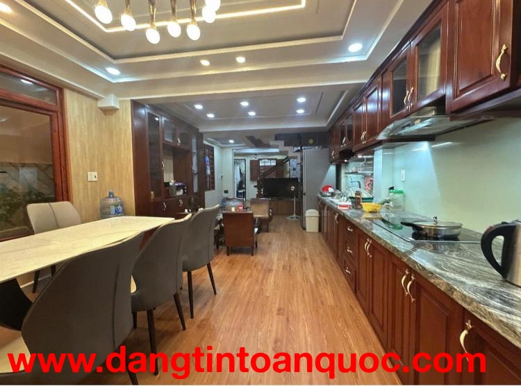 Nhà đẹp 5 lầu có T.máy ngang 5m 105m2 HXT gần ST Lotte Nguyễn Văn Lượng tặng NT 18 tỷ xíu
