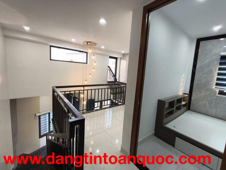 ► Góc K Trưng Nữ Vương, Sân Siêu Rộng, ~50m2, 2 tầng mới, 3PN, Full Nội Thất, 3.9x tỷ