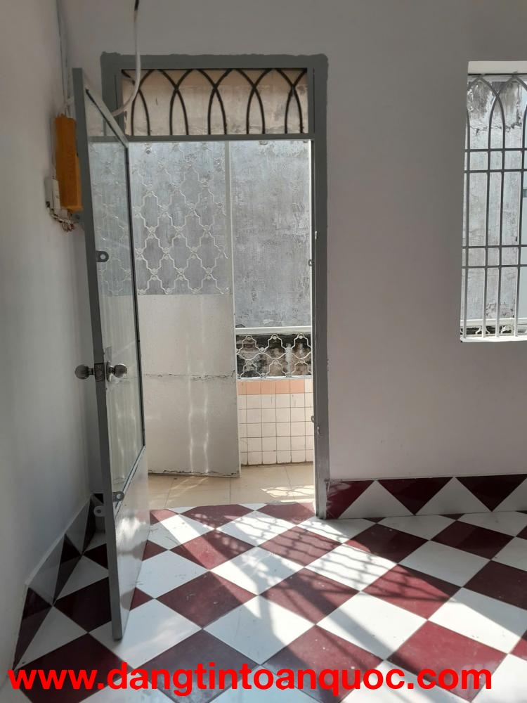 CHO THUÊ CĂN HỘ LẦU 2 – QUẬN 5, GIÁ TỐT