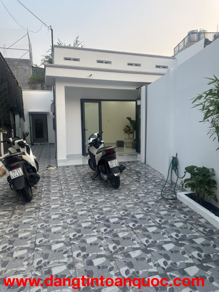 Bán nhà C4 Hiệp Bình Phước Thủ Đức - 105m2 - Nở hậu - Sát QL13 - Giá 4.45 Tỷ