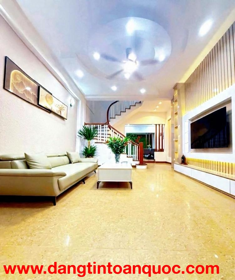 nguyễn khánh toàn 50m x6 tầng 14,860 tỷ nhà đẹp,cách ô tô 20m,kinh doanh