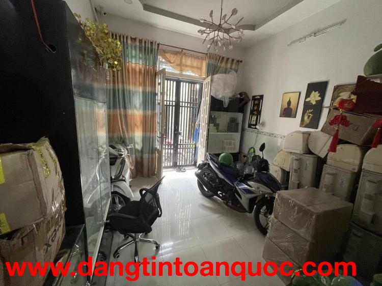 Bán nhà đẹp đường Bình Trị Đông, 38m2, 2 tầng, 3.2 tỷ TL