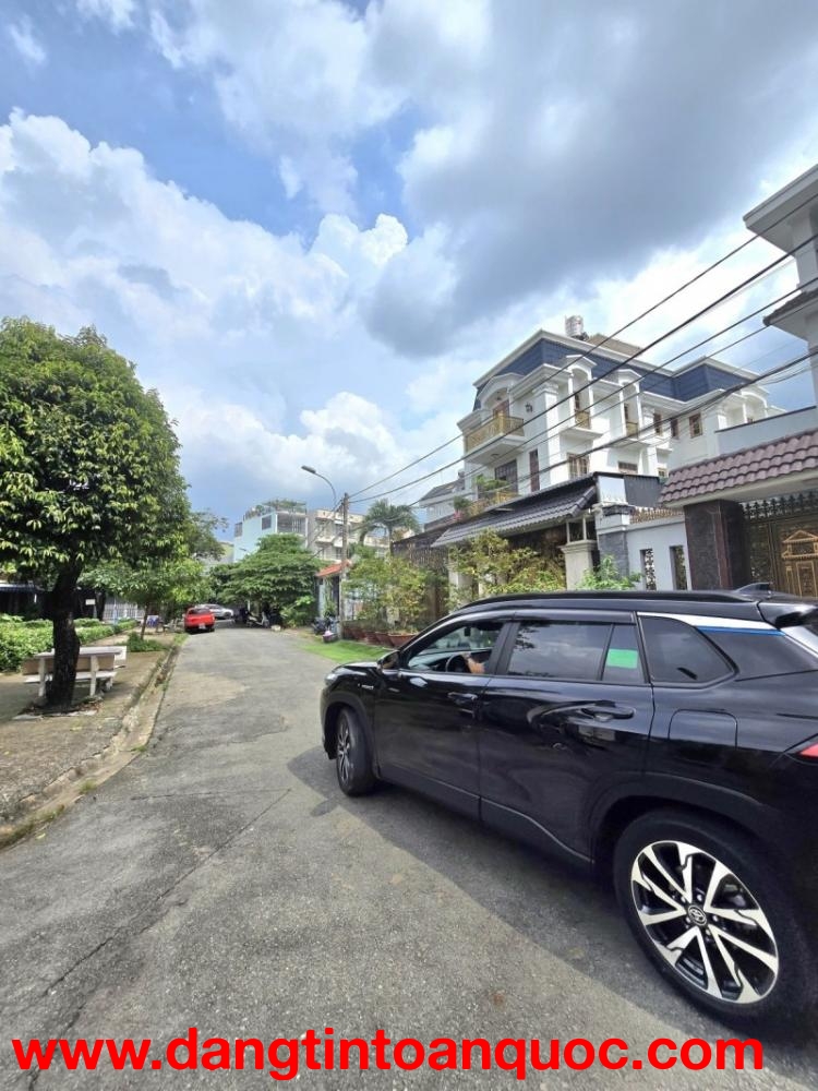 Bán nhà đường Linh Trung, Phường Linh Trung,Thủ Đức, TP HCM. DT 80m2, 1 tầng, SHR - Giá  8.45 tỷ - 0