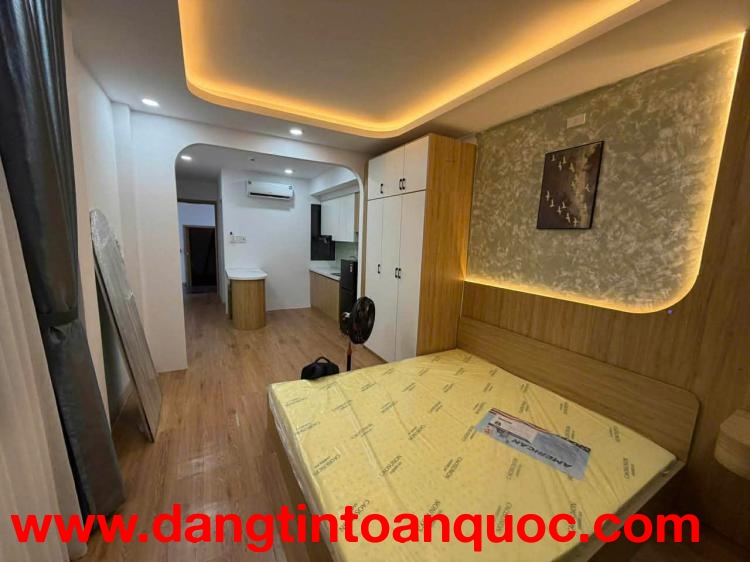 70m2 dòng tiền 45tr/th đường trước nhà 13m, vỉa hè, nhà 2 thoáng vv Nhà mặt phố Văn Cao - Tân Phú