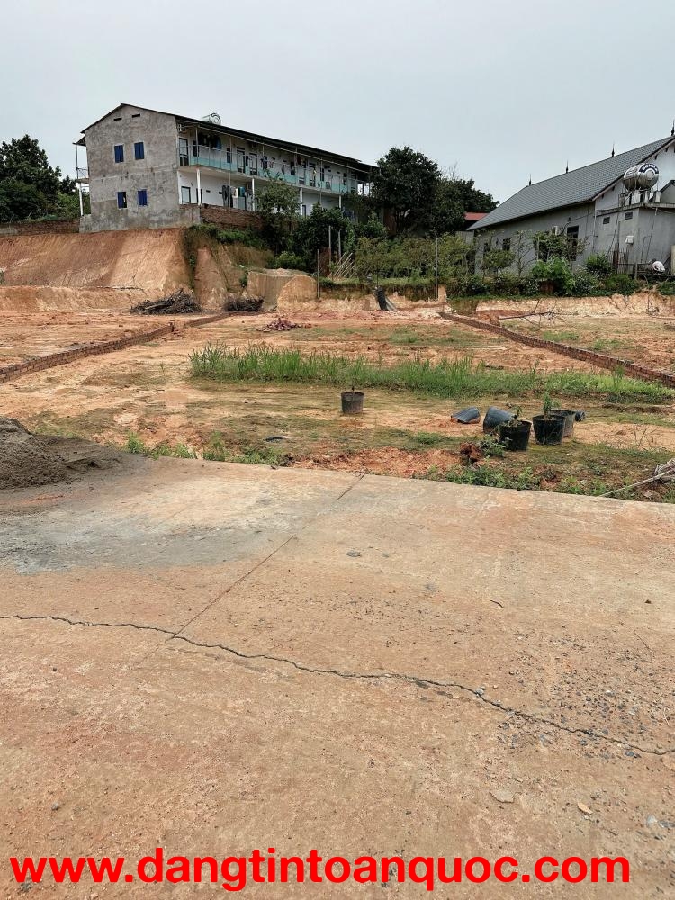 Đất đẹp - khu dịch vụ Phú Hà - Diện tích 208m² full thổ cư - Mặt tiền 10m