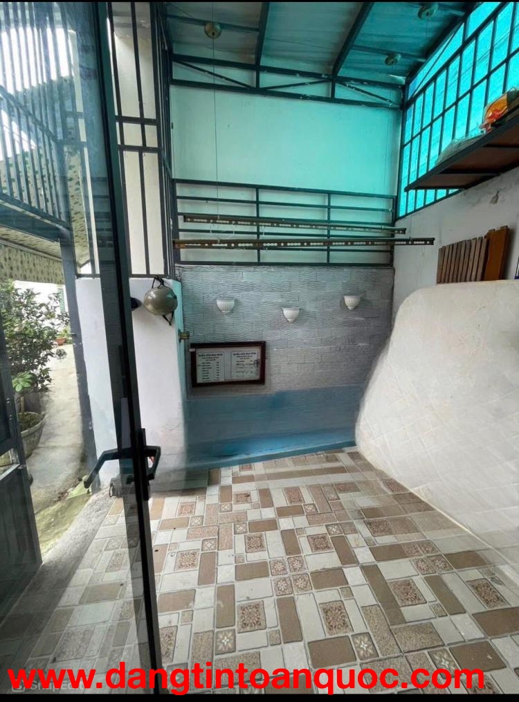 BÁN NHÀ 2 tầng HẺM Ô TÔ NGÔ ĐẾN NGAY CHỞ SƠN THUỶ VĨNH PHƯỚC