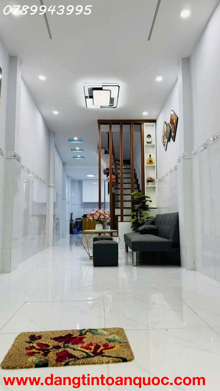 Bán Nhà Quận 3 - CMT8 - Nhà Mới - 33M - 2PN - Nhỉnh 3 Tỷ