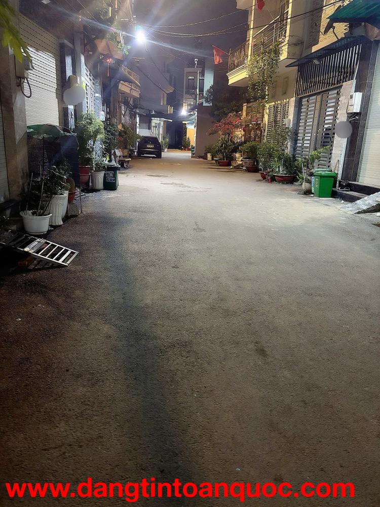 BÁN NHÀ NGAY CHỢ BÌNH THÀNH, Bình Tân - chỉ 60triệu/m2 - ngang 5m - hẻm xe tải chạy - 5 tỷ