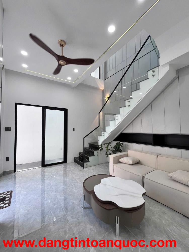 NHÀ HAI TẦNG PHẠM HỮU LẦU Q7 - PHÒNG NGỦ DƯỚI TRỆT - KẾ BÊN KHU DÂN CƯ ĐỨC KHẢI - GẦN CHỢ PHƯỚC LONG