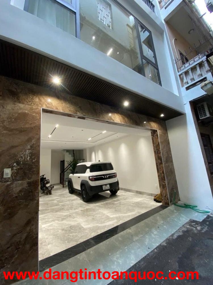 Bán nhà 50m x 6T Nguyễn Văn Cừ, oto vào nhà, ngõ thông, full nội thất chỉ hơn 16 tỷ còn tl