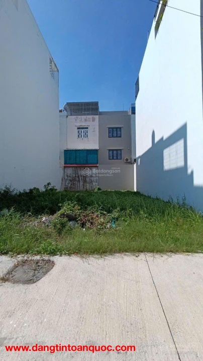 Bán đất sổ riêng 5x 22m gần Phú Lợi khu dân cư đông đúc- Khu xây cao 4- tầng