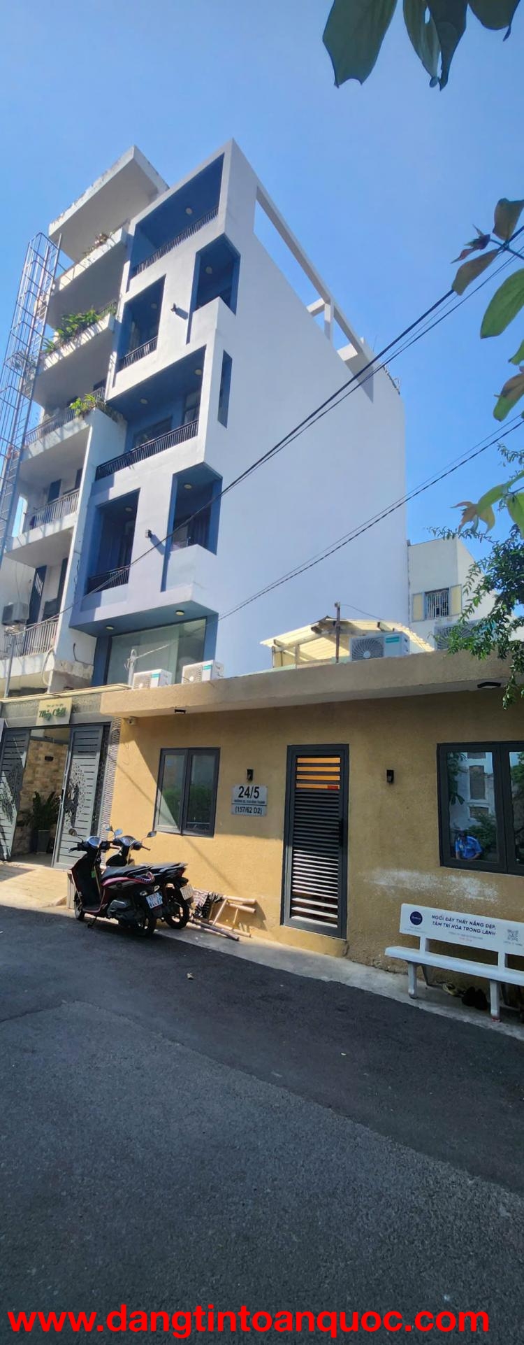 Bán nhà 106m2 đối diện ĐH Ngoại Thương - Nguyễn Gia Trí Bình Thạnh - 8x15 - HDT 40tr, xây cao