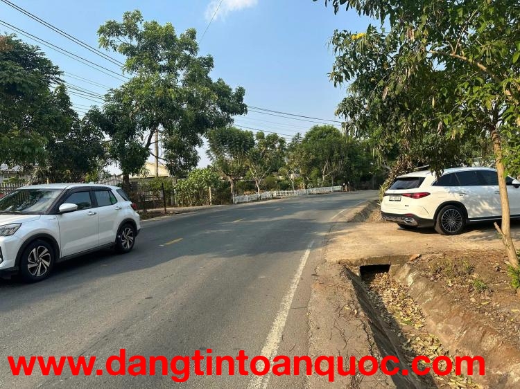 Bán 29,5 x 80m đất mặt tiền quốc lộ 27 giá cực tốt 8,8 tỷ đức trọng
