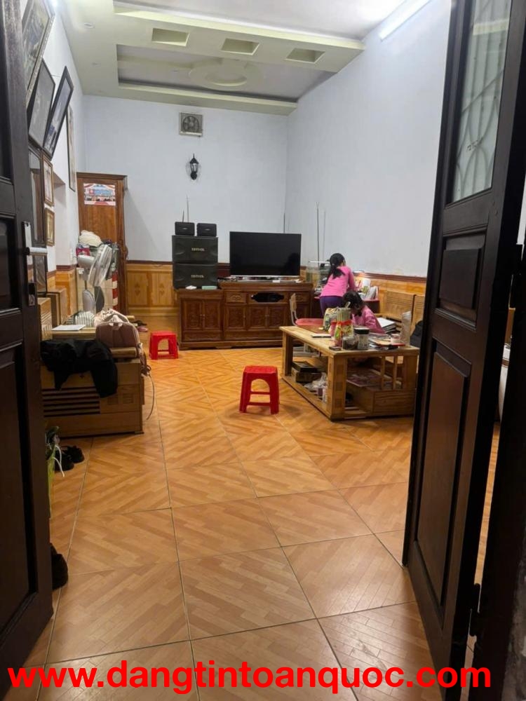 BÁN NHÀ LÔ GÓC TRUNG TÂM NGUYỄN TRÃI - NGÔ QUYỀN - HẢI PHÒNG – NGÕ Ô TÔ – GIÁ CHỈ 2 TỶ