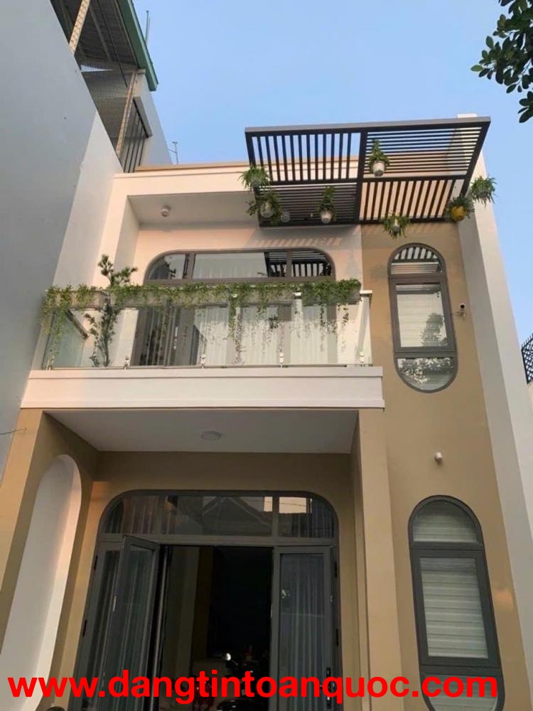 NHÀ 2 TẦNG SÂN VƯỜN RỘNG – 94M² – HXH – TÂN THỚI NHẤT Q12 – 6.2 TỶ