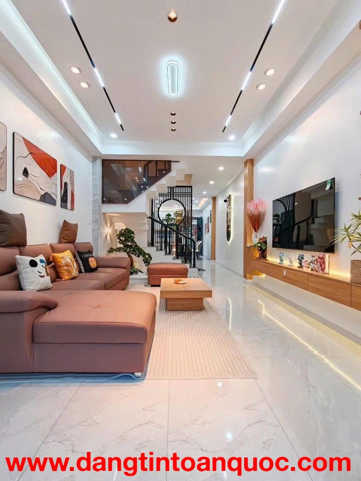 Bán nhà hẻm xe hơi 254 Âu Cơ, phường 9, Tân Bình (4*18) 5 tầng đẹp