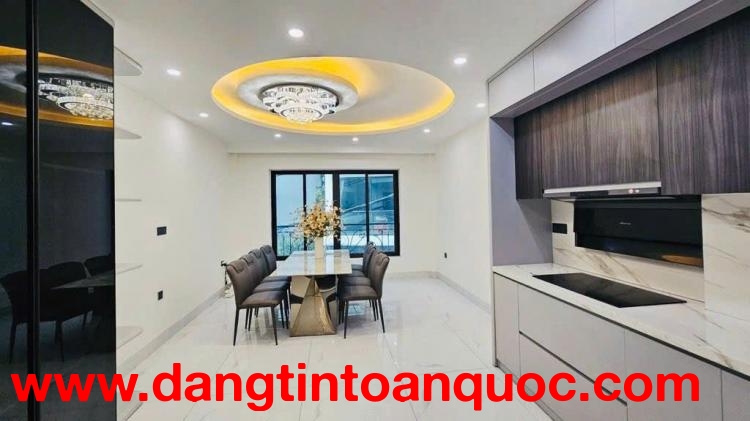 BÁN NHÀ BỒ ĐỀ LONG BIÊN DT 78M2 Ô TÔ 7 CHỖ THANG MÁY FULL NỘI THẤT XỊN SÒ