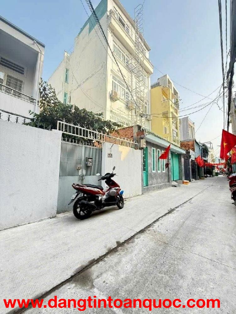 HOT NHÀ QUẬN 7 – GẦN LÂM VĂN BỀN 4.2M x19M Chỉ 8 TỶ 8