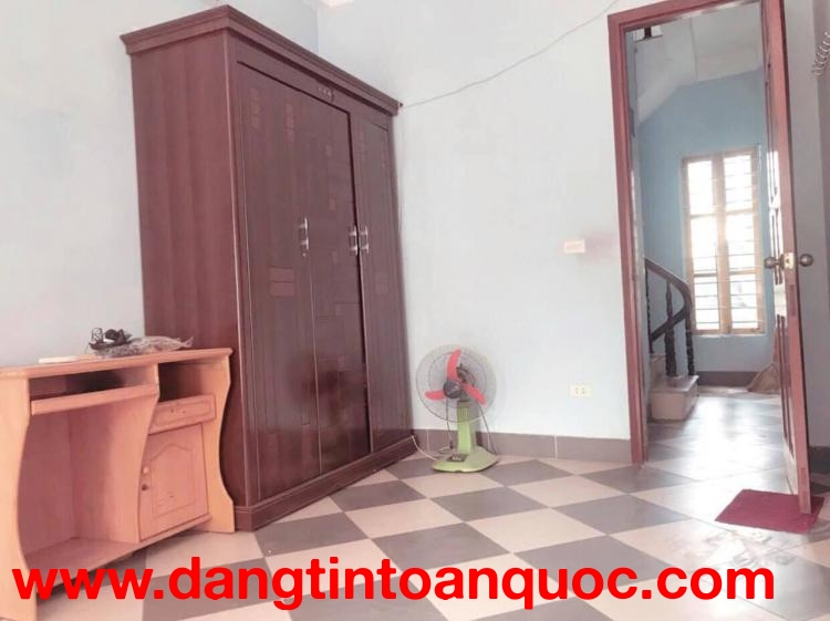 Cho thuê nhà ngõ Gốc  Đề 4 tầng x 35m2, 9 triệu vào ngay