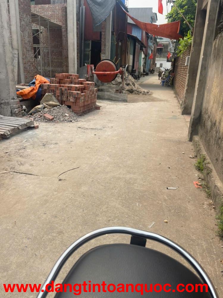 cần bân đất đường ô tô thông giá chỉ nhỉnh 2 tỷ