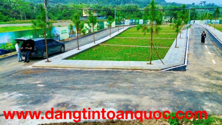 Bán đất nền Phú Cát - sát khu du lịch sinh thái & sân golf  đất nền Phú Cát - Hòa Lạc giá tốt