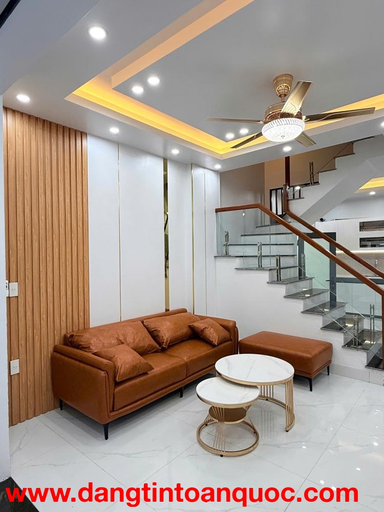 bán nhà 3 tầng mới trung tâm kì bá cách phan bá vành 10m, có thể kinh doanh nhỏ được