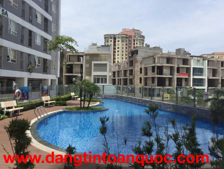 Chính chủ bán căn hộ 2PN 2VS tầng cao, view thoáng khu Resco Cổ Nhuế