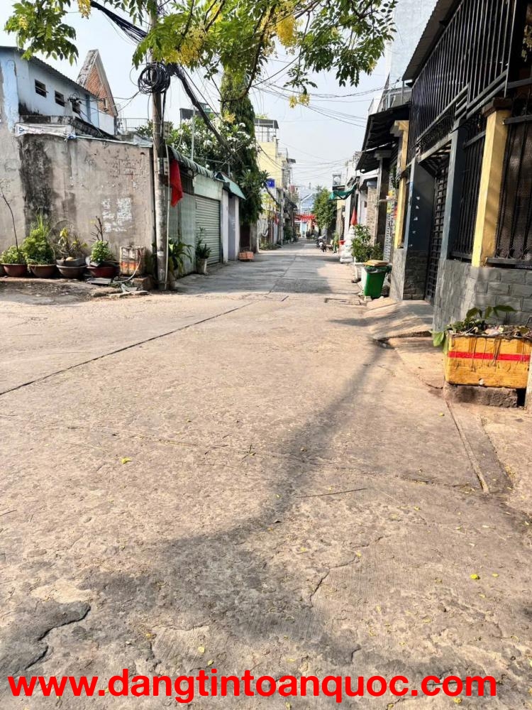 Hẻm 1/ - Đường Xe Tải Thông - Nhà Mới - 5 Tỷ Nhỉnh - Bình Tân - Góc 2MT - 60M2 - 2 TẦNG - 3PN