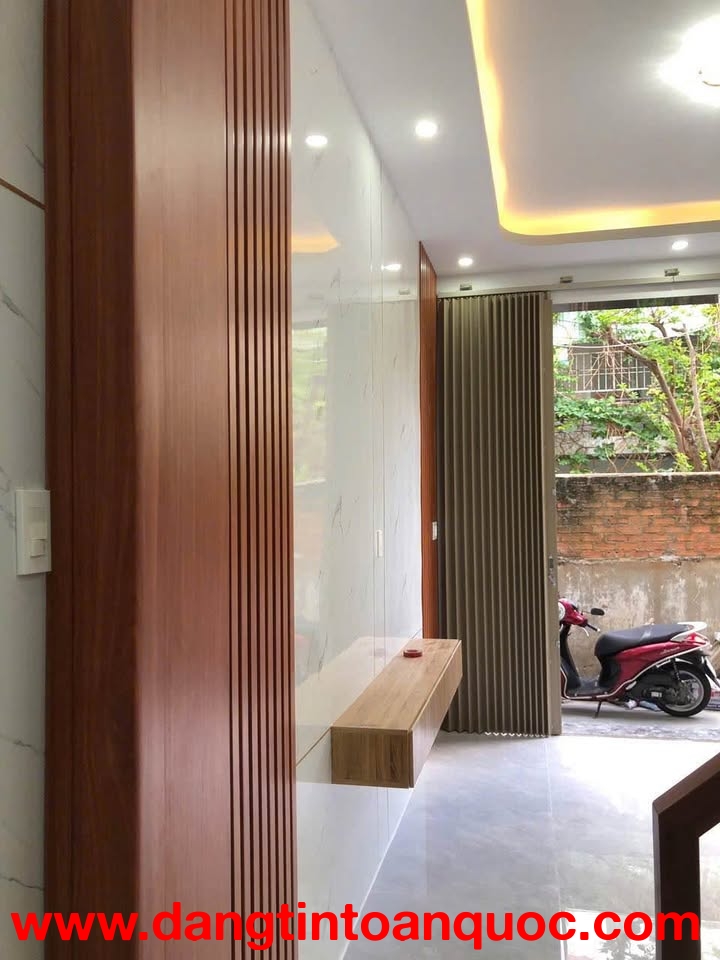 BÁN NHÀ 3 TẦNG GẦN CHỢ AN PHÚ THỊNH - QUY NHƠN. MÃ SỐ: #NR6364