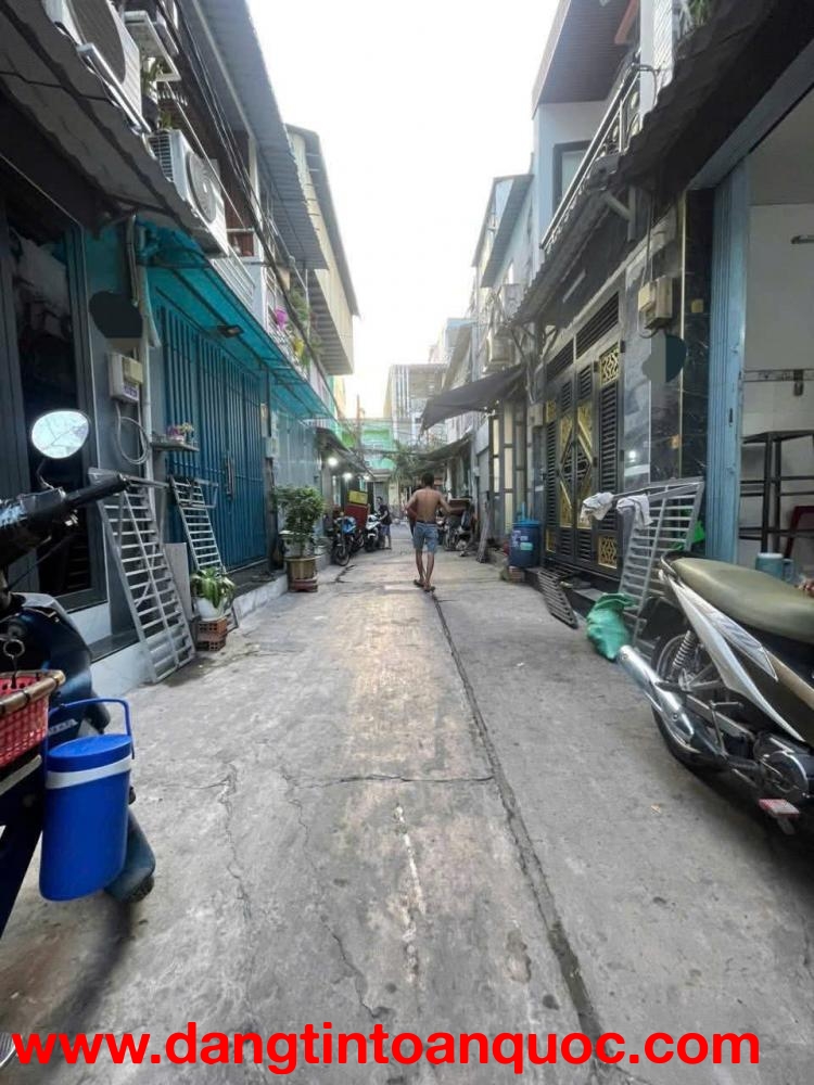 Hẻm 2/ - Hẻm Xe Hơi - 4 Tỷ Nhỉnh - Bình Tân - Nhà Đẹp - Sát Tên Lửa - Gần Chợ - Nở Hậu - 32M2 - 3 TẦ