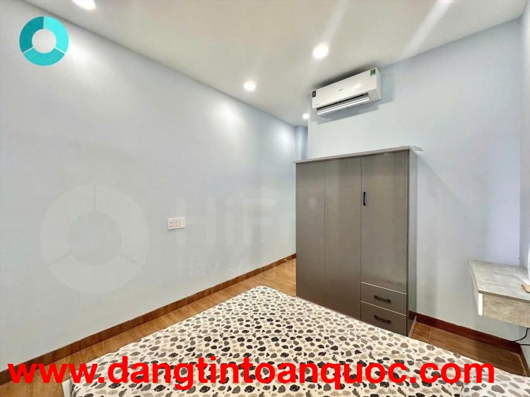 PASS PHÒNG BAN CÔNG RỘNG, PHÚ NHUẬN, PHƯỜNG 4 Ở NGAY